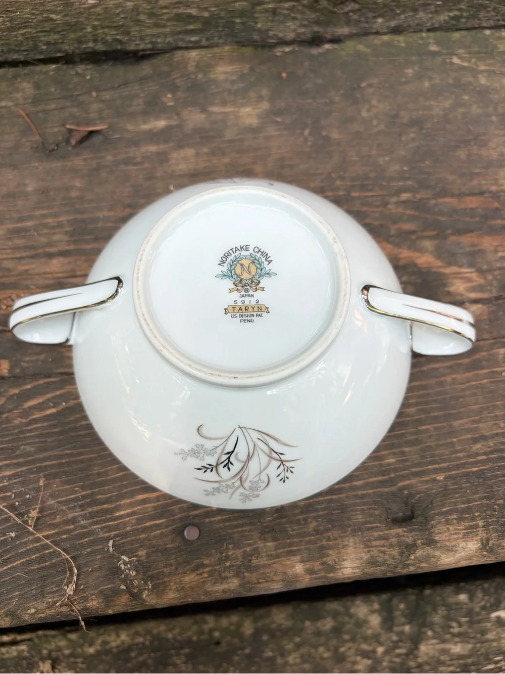 Vintage Noritake 5912 Taryn Elegant Covered Sugar Bowl with Gold Trim